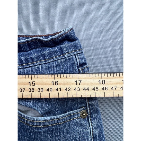 Signature by Levi Strauss Low Rise Bootcut Jeans Blue Medium Wash Womens 14M - Picture 6 of 10